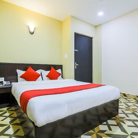 Oyo 315 Aadarsha Inn 拉明德 外观 照片