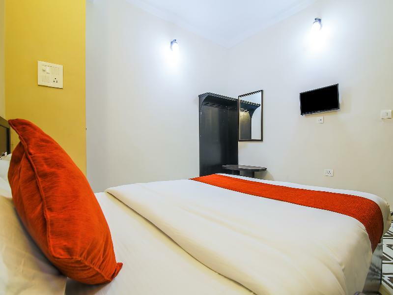 Oyo 315 Aadarsha Inn 拉明德 外观 照片