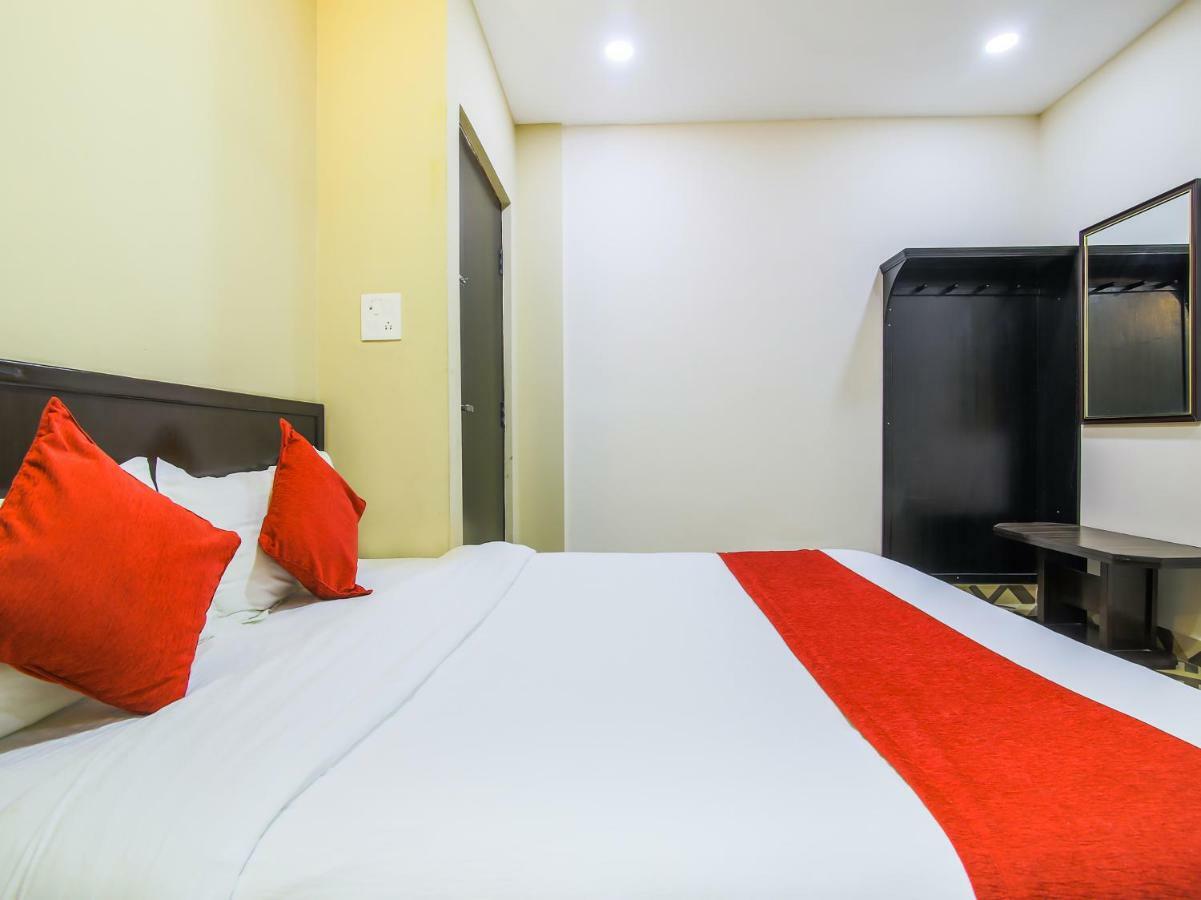 Oyo 315 Aadarsha Inn 拉明德 外观 照片