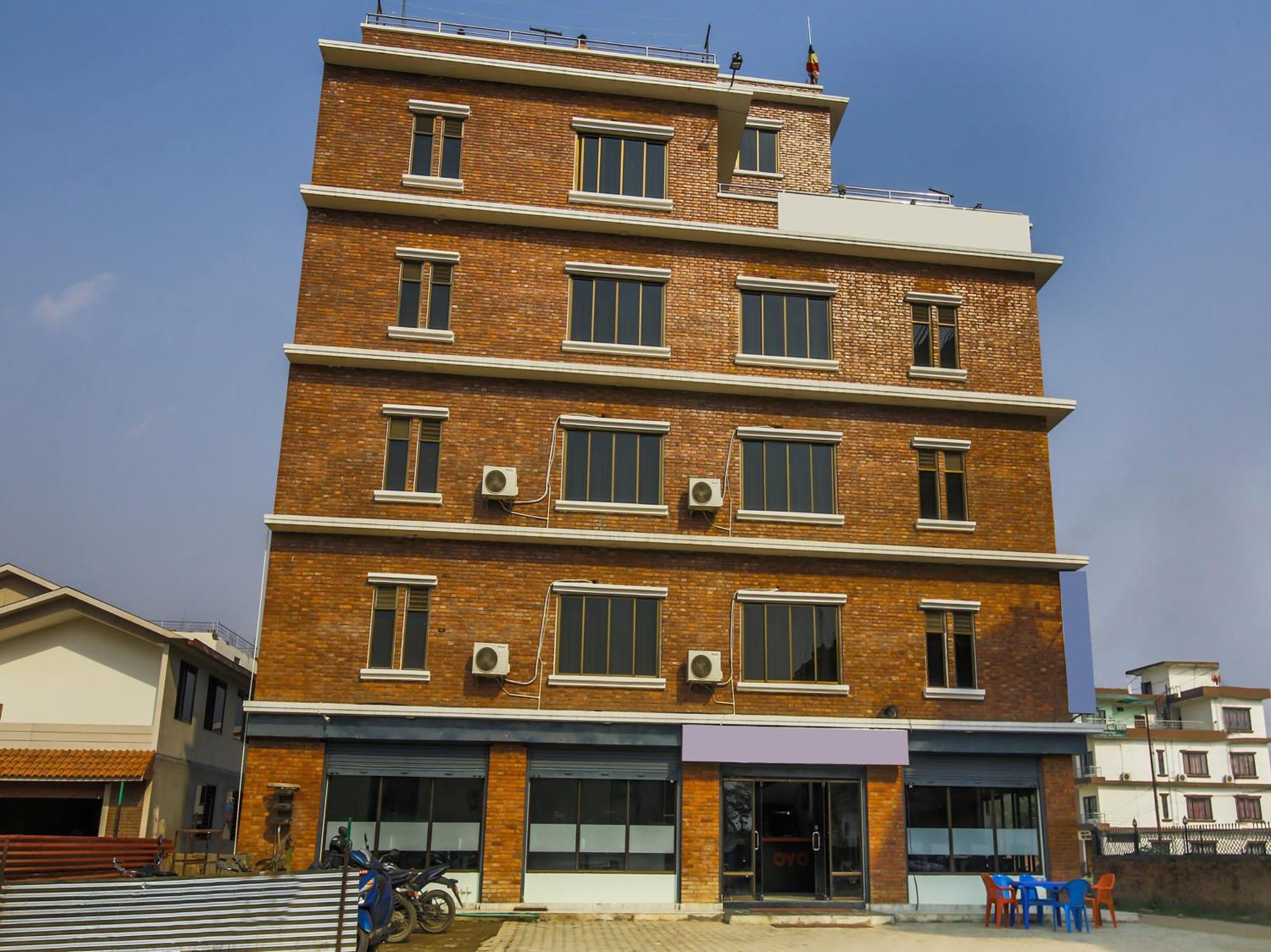 Oyo 315 Aadarsha Inn 拉明德 外观 照片
