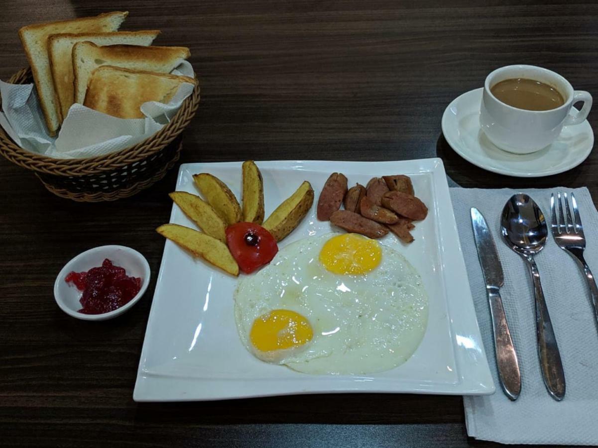 Oyo 315 Aadarsha Inn 拉明德 外观 照片