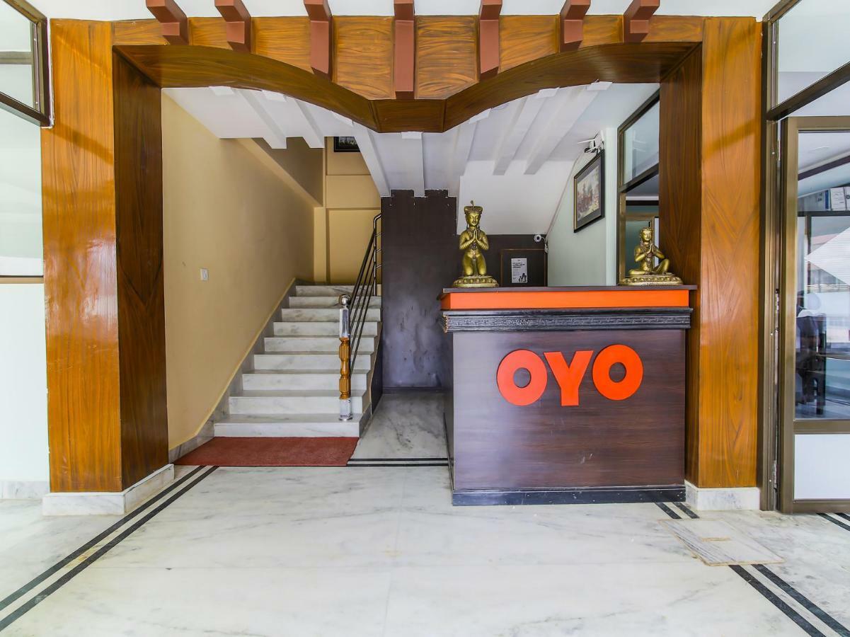 Oyo 315 Aadarsha Inn 拉明德 外观 照片