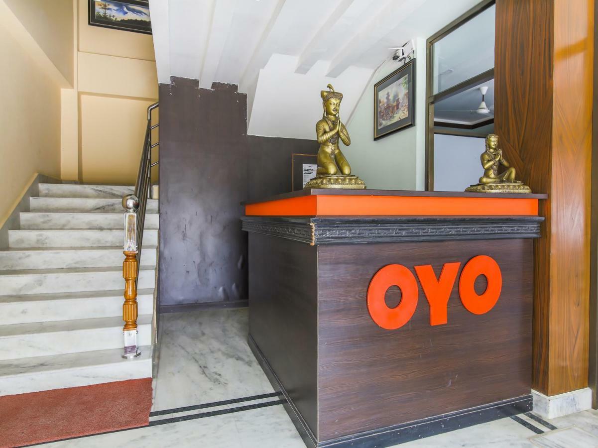 Oyo 315 Aadarsha Inn 拉明德 外观 照片
