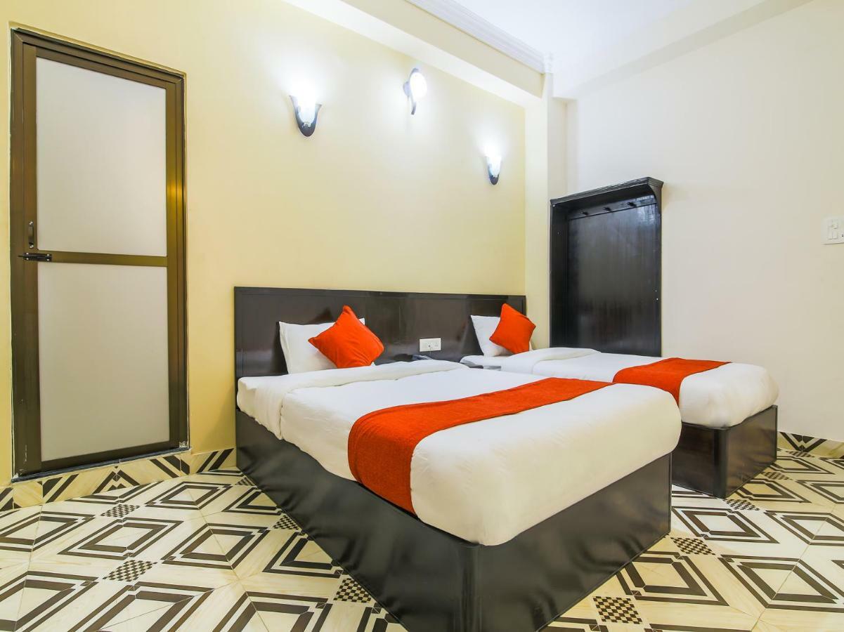 Oyo 315 Aadarsha Inn 拉明德 外观 照片